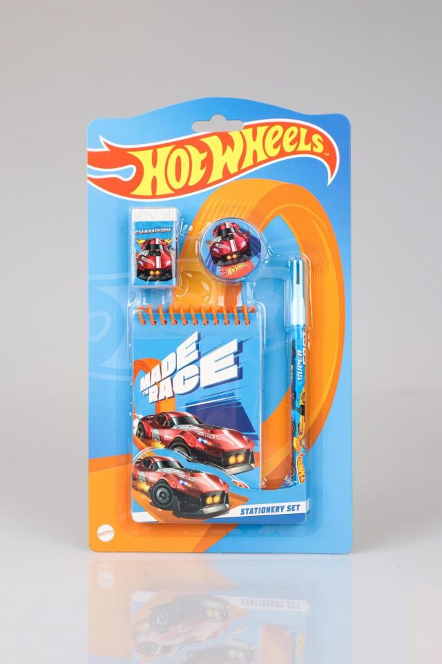 DEKOMUS İLE YENİ SEZON LİSANSLI HOT WHEELS NOT DEFTERİ, GEÇMELİ KURŞUN KALEM,SİLGİ VE KALEMTRAŞ KIRTASİYE SETİ