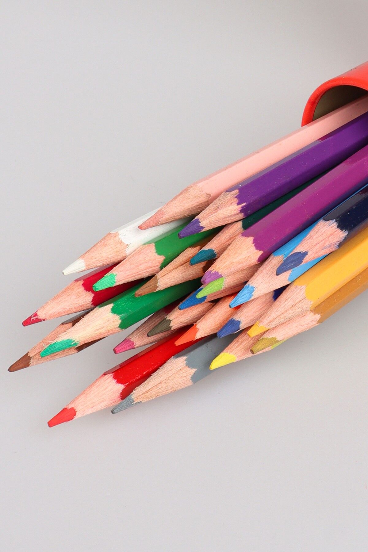 Orjinal Faber-Castell 24 Renk Özel Kutulu Kuru Boya