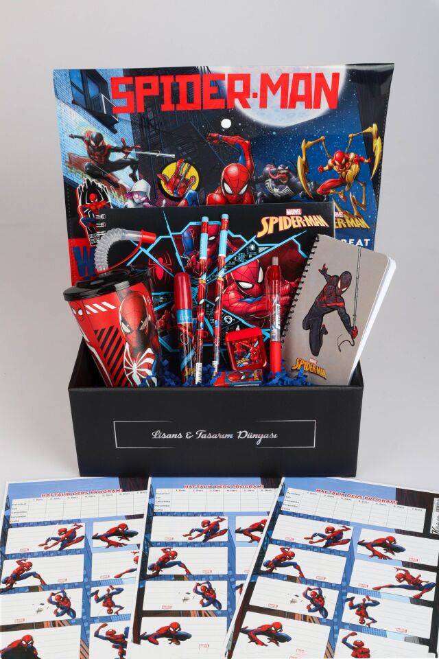 DEKOMUS ÖZEL KUTULU LİSANSLI SPIDERMAN 19 PARÇA KIRTASİYE SETİ PİPETLİ BARDAK,RESİM DEFTERİ,KURŞUN KALEM,SİLGİ VE KALEMTRAŞ