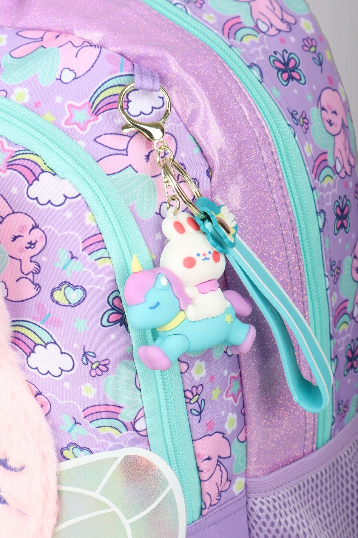 ''DEKOMUS ISLAK MENDİL HEDİYELİ''  ÖZEL TASARIM '' FLUFFY BUNNY KOLEKSİYONU'' BÜYÜK BOY OKUL ÇANTASI