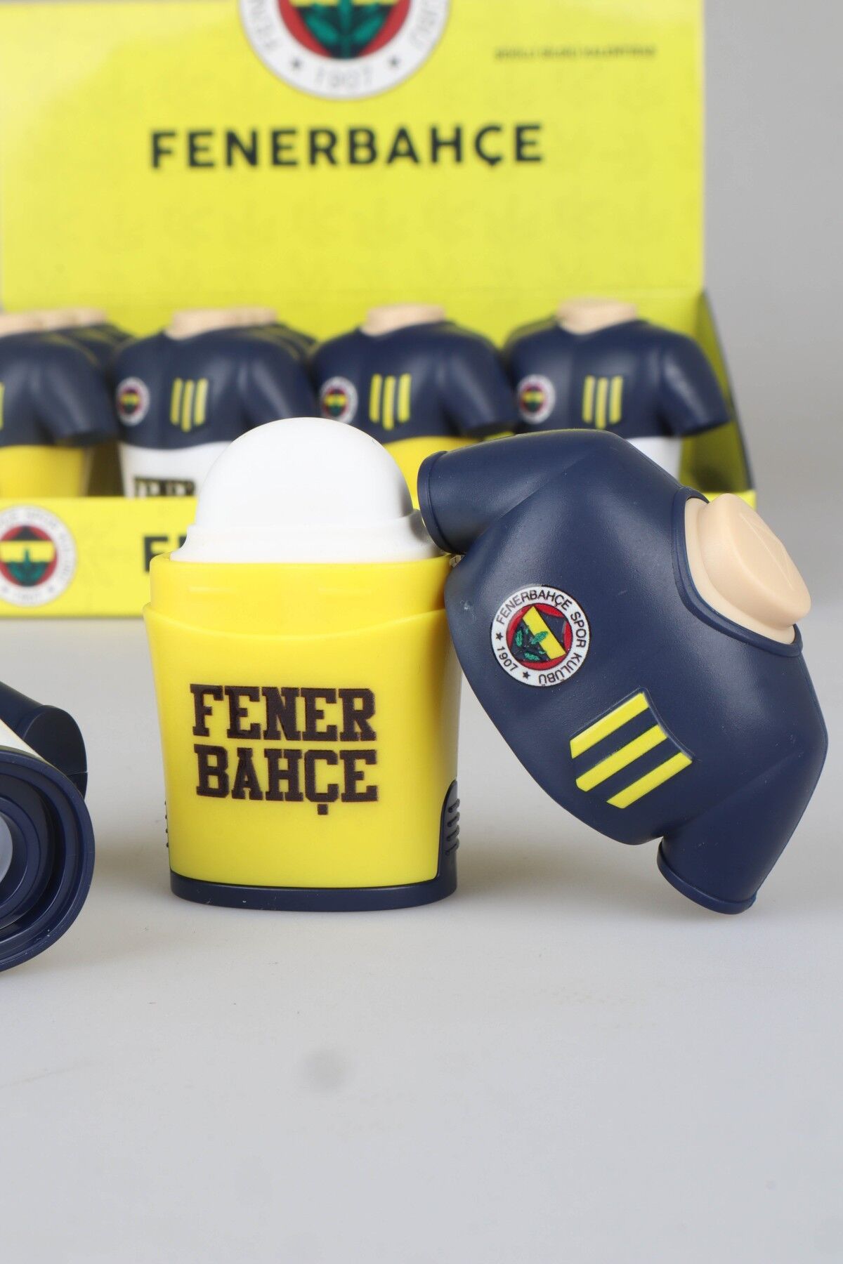LİSANSLI FENERBAHÇE SİLGİLİ FORMA TASARIMLI KALEMTRAŞ ''TEK ADET'' DEKOMUS CEP DEFTERİ HEDİYELİ