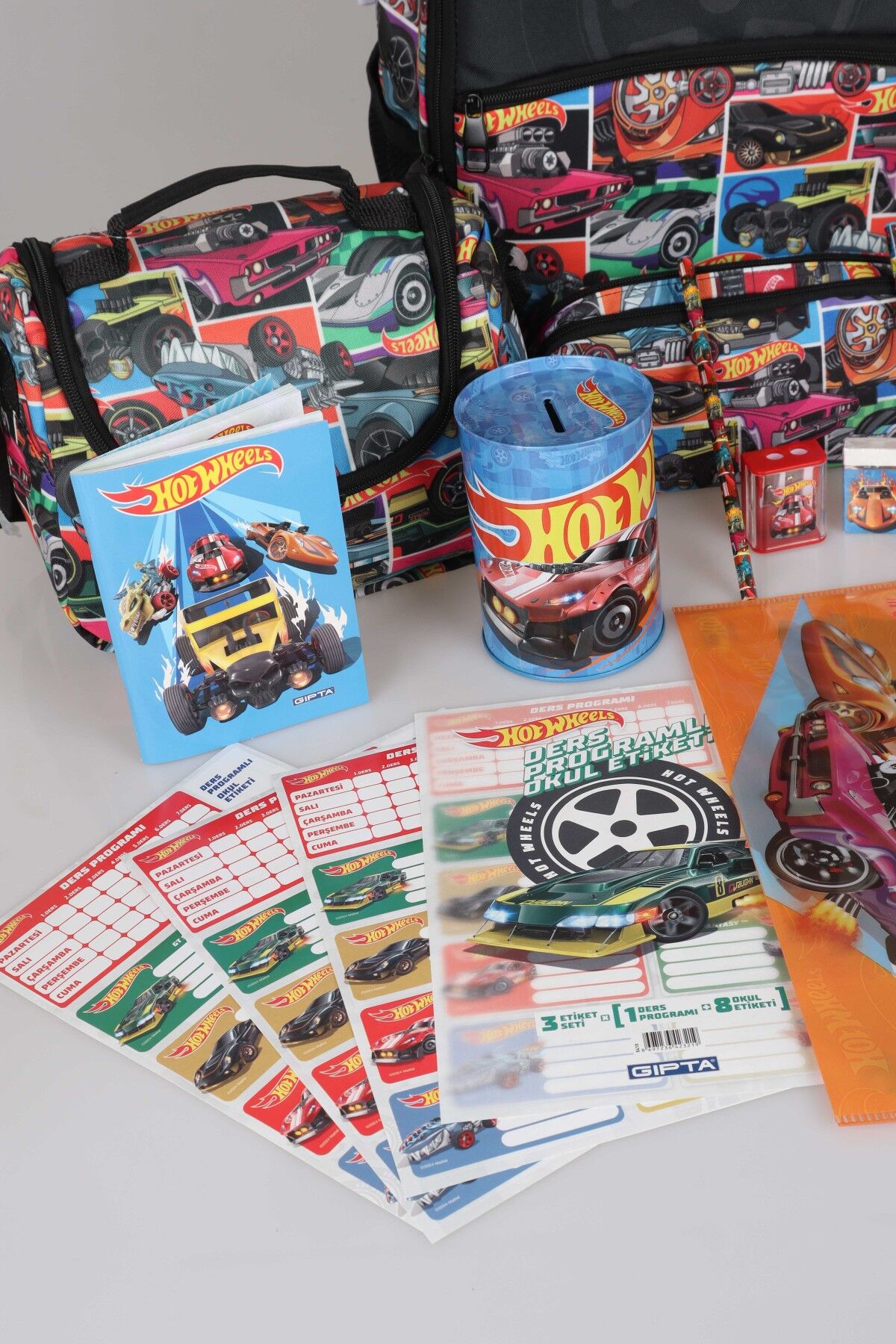 LİSANSLI HOT WHEELS OKUL,BESLENME VE KALEM ÇANTASI İLE BESLENME KABI KIRTASİYE SETİ ÇITÇIT DOSYA,KALEM,SİLGİ,KUMBARA,KALEMTRAŞ,RESİM DEFTERİ,OKUL ETİKETİ