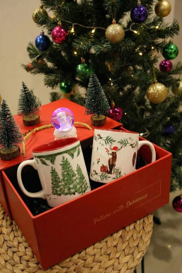 DEKOMUS ÖZEL KUTULU MUTLU YILLAR SERİSİ 2'Lİ KUPA SETİ ''YENİ YIL MERRY CHRISTMAS ''