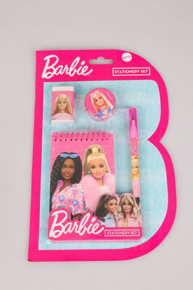DEKOMUS İLE YENİ SEZON LİSANSLI BARBIE 4'LÜ KIRTASİYE SETİ NOT DEFTERİ,GEÇMELİ KURŞUN KALEM,SİLGİ VE KALEMTRAŞ SETİ