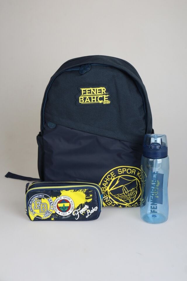 DEKOMUS İLE YENİ SEZON LİSANSLI FENERBAHÇE BÜYÜK BOY LİSE OKUL ÇANTASI,KALEM ÇANTASI VE 700 ML MATARA SETİ