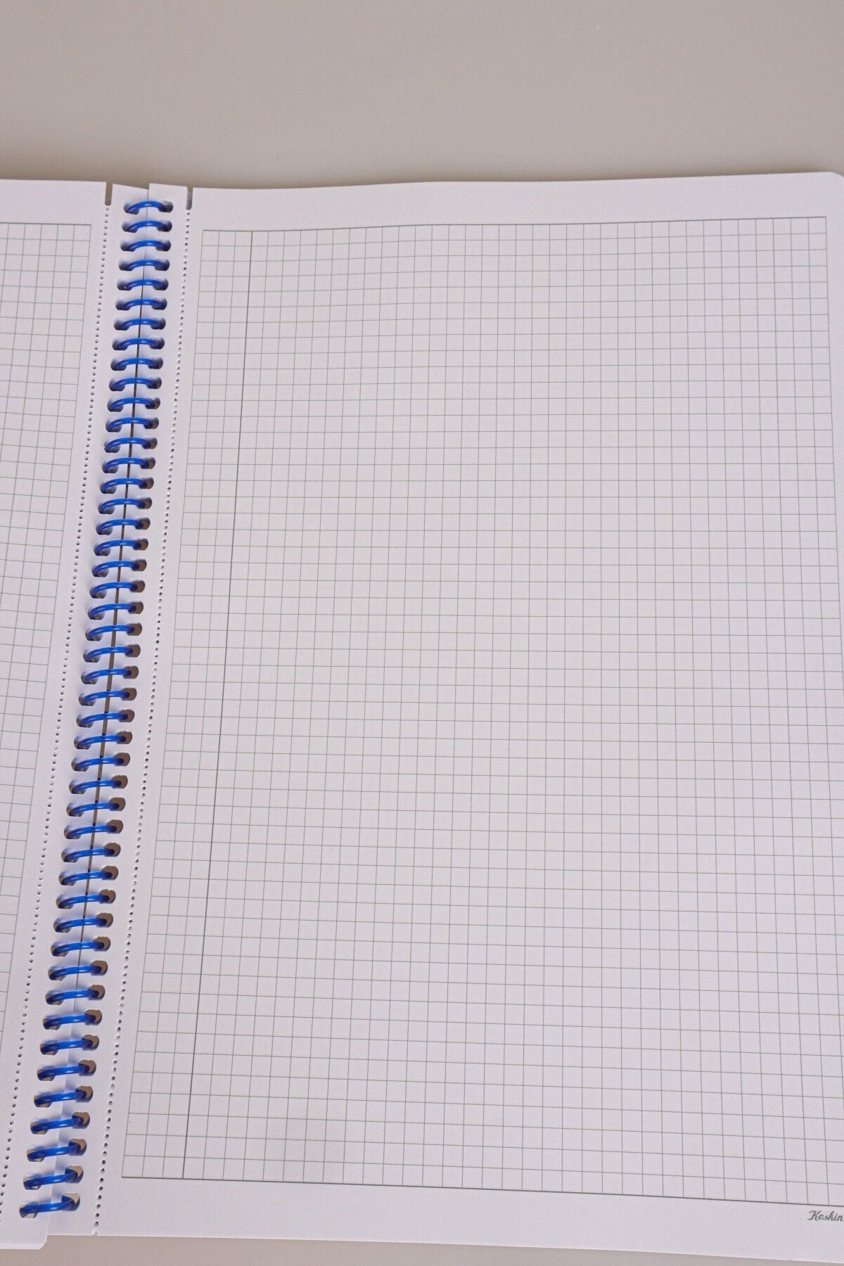 x Dekomus ''Speed Force Collection'' Lisanslı Sonic 12 Parça Kırtasiye Seti 2 adet A4 defter,Çıtçıt Dosya,Okul Etiketi