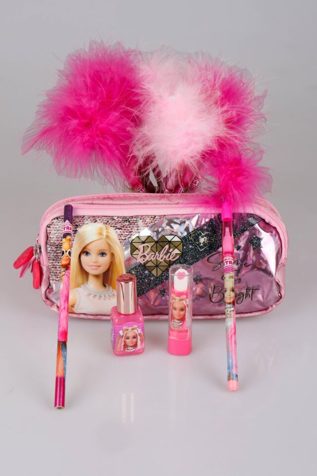 LİSANSLI BARBIE GİZEMLİ PARILTILAR KOLEKSİYONU KALEM ÇANTASI,KURŞUN KALEM,SİLGİLİ KALEMTRAŞ,RUJ SİLGİ VE TÜYLÜ GEÇMELİ KURŞUN KALEM KIRTASİYE SETİ