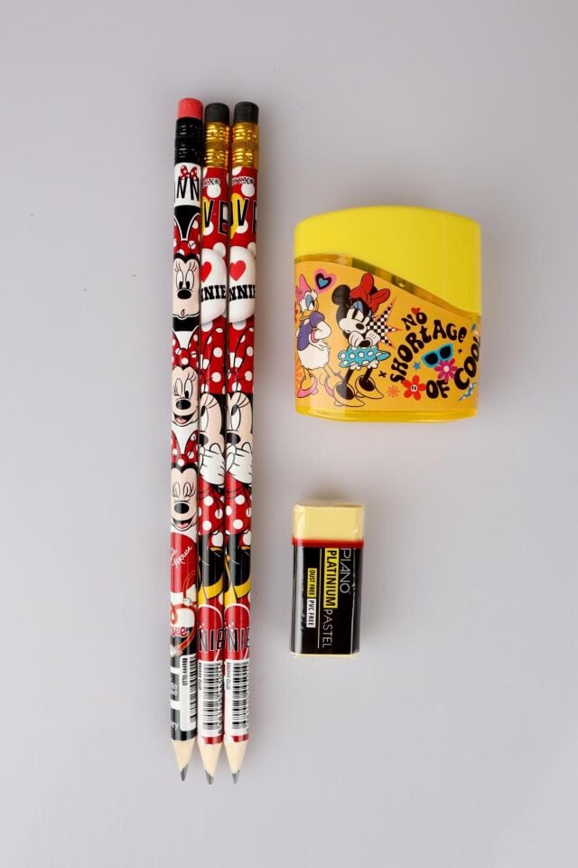 LİSANSLI MINNIE MOUSE 3 ADET SİLGİLİ KURŞUN KALEM,KALEMTRAŞ VE SİLGİ KIRTASİYE SETİ