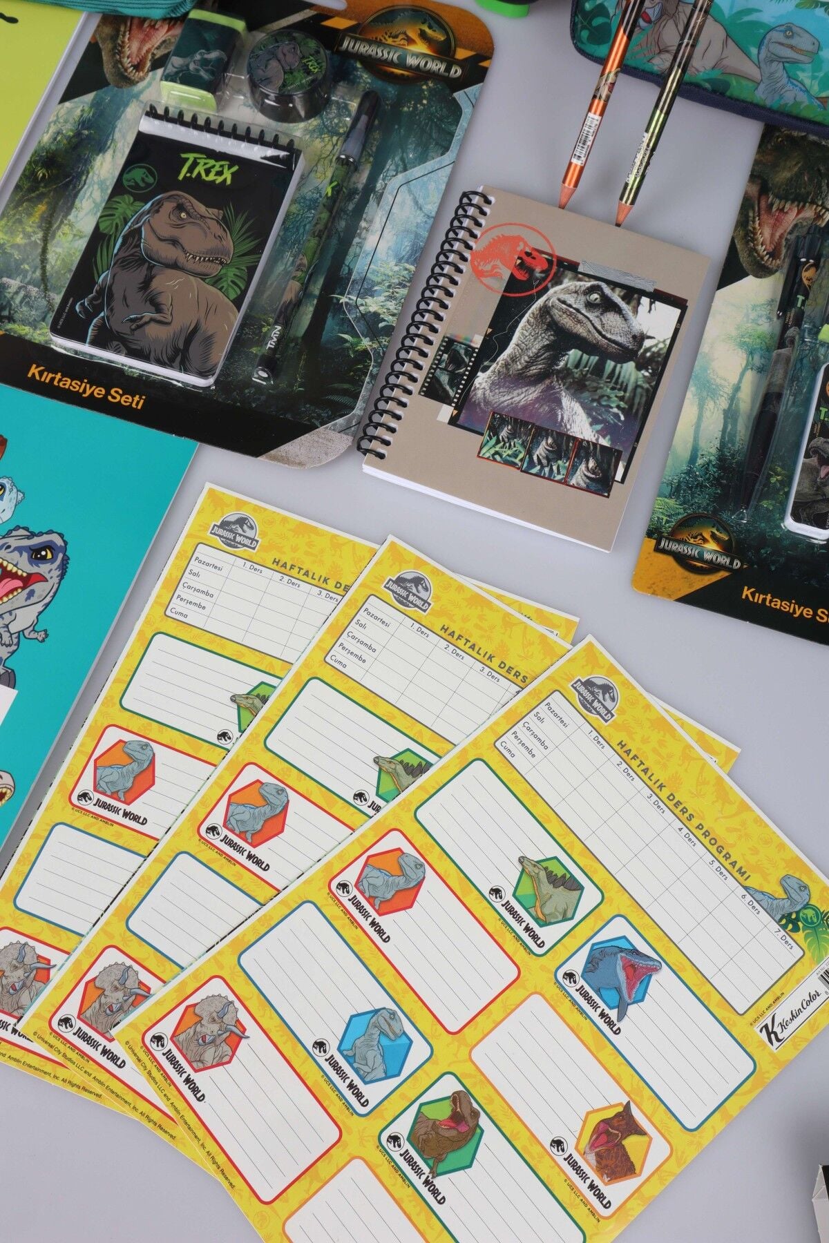 x Dekomus ''T-Rex Force Collection'' Jurassıc World Lisanslı Okul,Beslenme ve Kalem Çantası Kırtasiye Seti