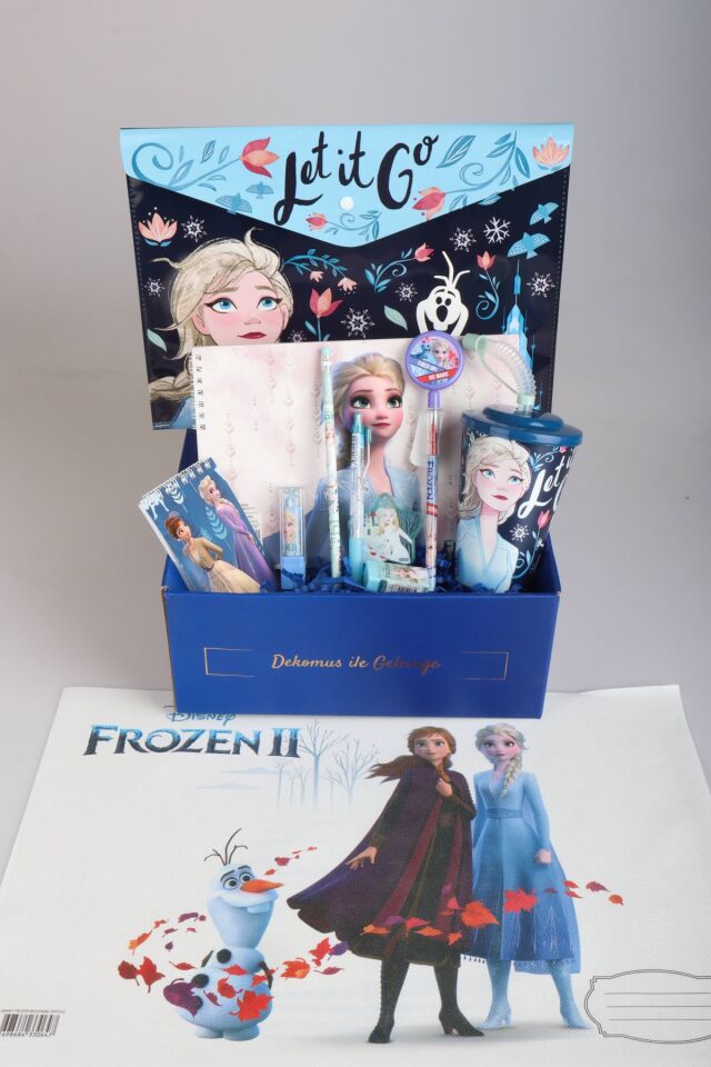 DEKOMUS LİSANSLI İLE GIFT BOX ÖZEL KUTULU ''ELSA'NIN MUCİZESİ KIRTASİYE SETİ'' ÇITÇIT DOSYA,PİPETLİ BARDAK,SİLGİ,NOT DEFTERİ