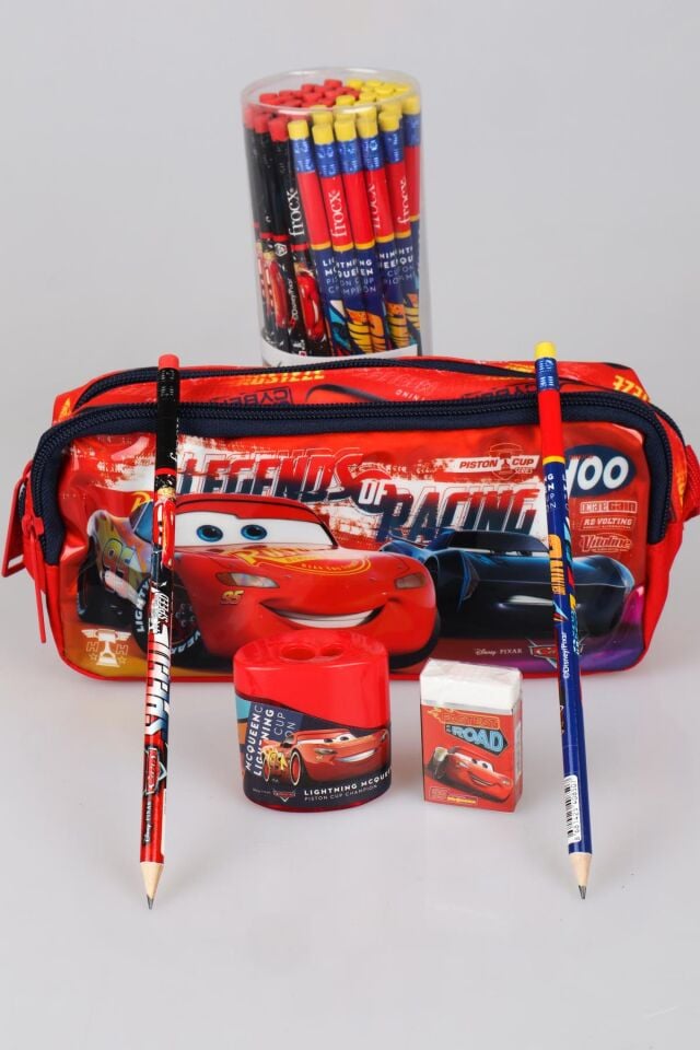 LİSANSLI CARS KALEM ÇANTASI, 2 ADET KURŞUN KALEM, ÇİFT BIÇAKLI KALEMTRAŞ VE SİLGİ SETİ