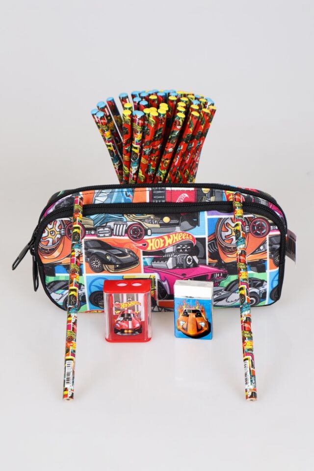 YENİ SEZON LİSANSLI HOT WHEELS KALEM ÇANTASI,2 ADET KURŞUN KALEM,SİLGİ VE ÇİFT BIÇAKLI KALEMTRAŞ KIRTASİYE SETİ