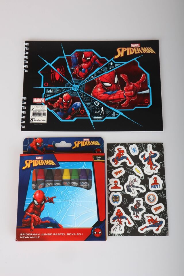 Lisanslı Spiderman Boyama Seti Resim Defteri,8'li Pastel Boya ve Sticker