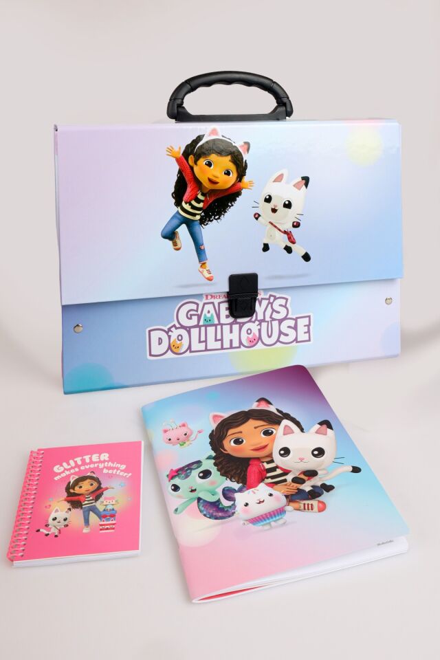 x Dekomus Lisanslı Gabby’s Dollhouse Magic School Collection Saplı Çanta, Defter Ve Bloknot Seti