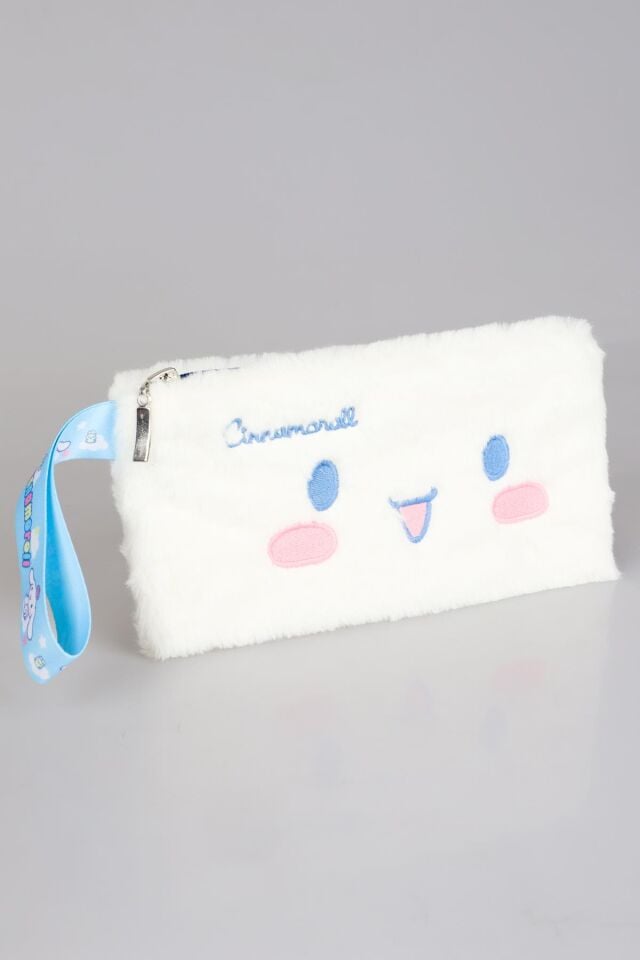 DEKOMUS İLE YENİ SEZON LİSANSLI CINNAMOROLL BASIC PELUŞ EL ÇANTASI/MAKYAJ ÇANTASI/KALEM ÇANTASI