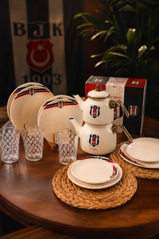x Dekomus Lisanslı Beşiktaş 2 Kişilik Yemek Takımı Seti Çaydanlık,Pasta ve Servis Tabağı,Bardak