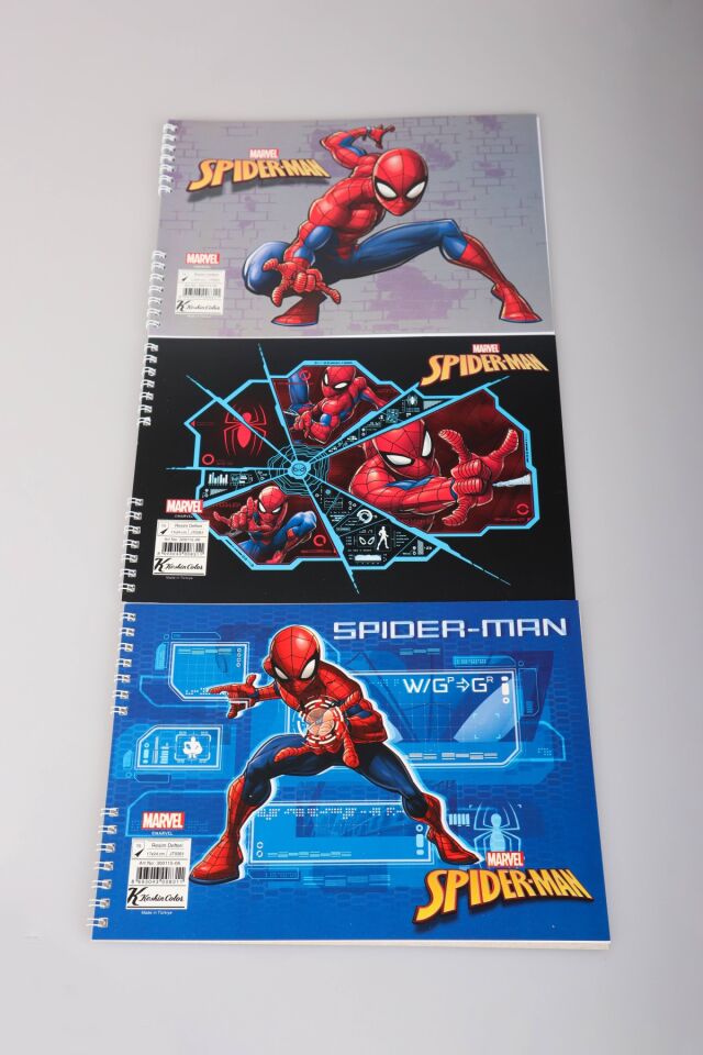 DEKOMUS İLE LİSANSLI SPIDERMAN ''TEKLİ'' RESİM DEFTERİ 17*24 CM 15 YAPRAK